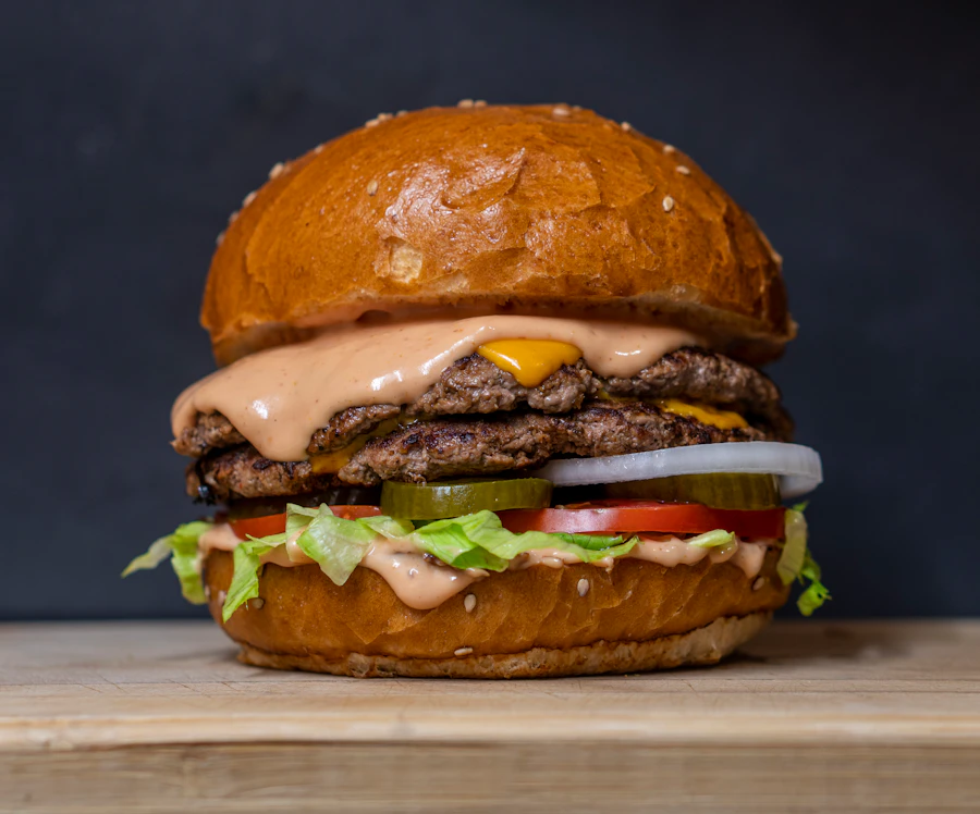 Triple Smash: tre strati di carne e cheddar